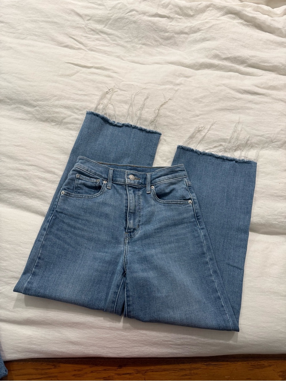 High-Waisted LEVI Fringe Hem Blue Women's Jeans